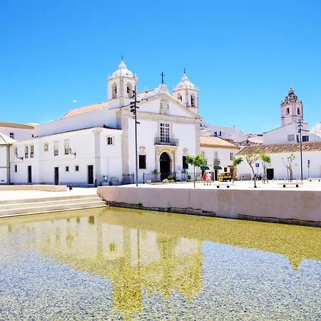 Large Family - Marina Park アパート ラゴス